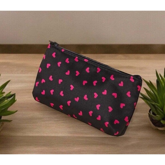 Small Hearts Zipper Black Makeup Bag - Picture 2 of 2